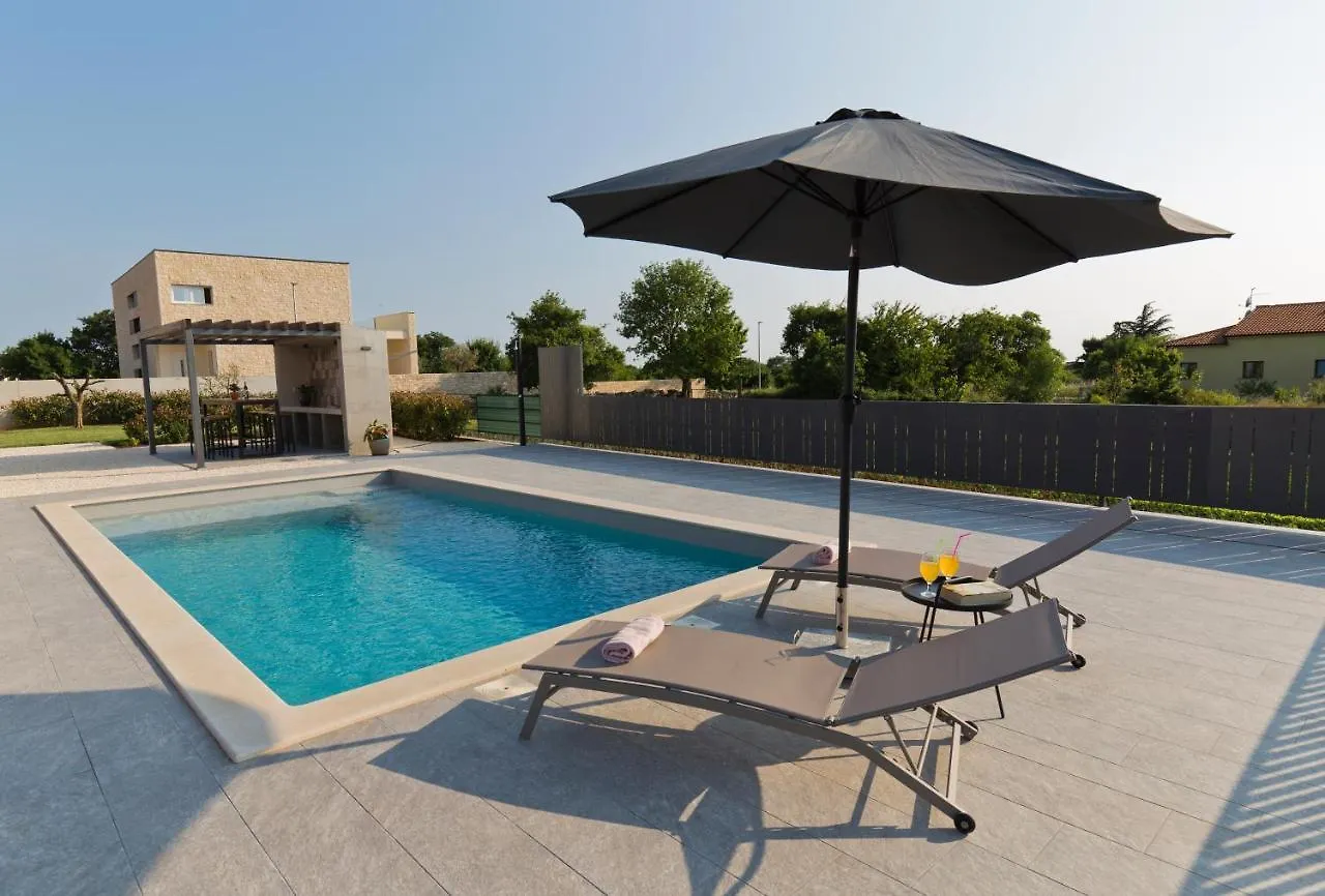 בית נופש רוביני Villa Lemi קרואטיה