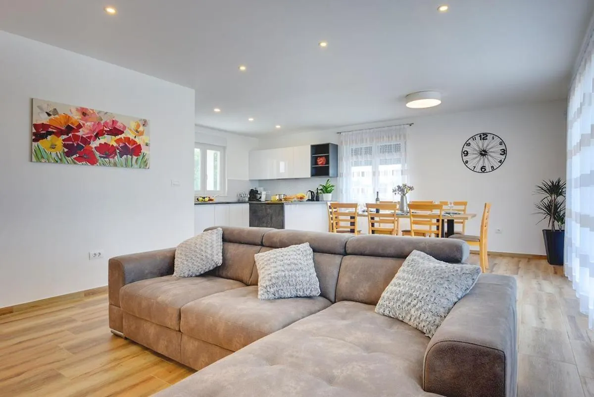 בית נופש רוביני Villa Lemi קרואטיה